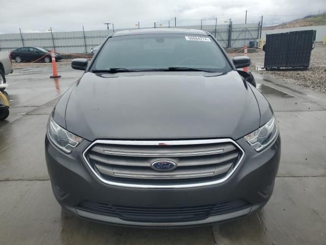 2018 Ford Taurus SEL