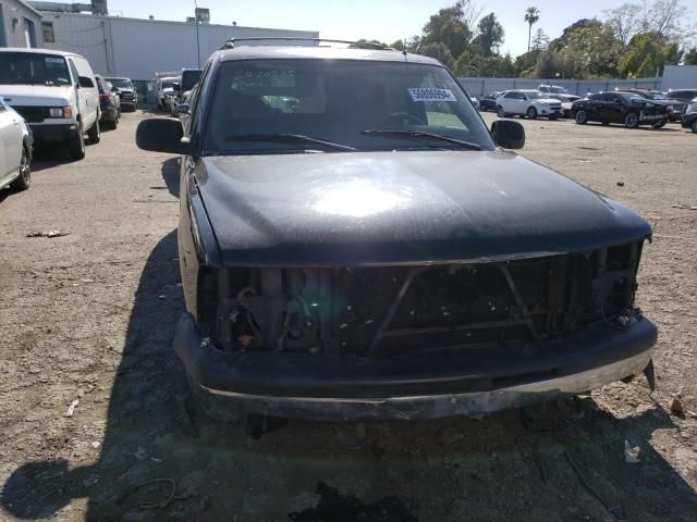 2002 Chevrolet Tahoe C1500