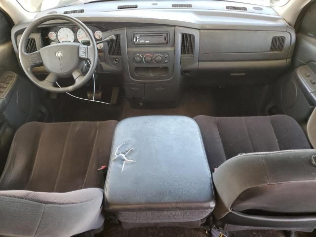 2004 Dodge RAM 1500 ST