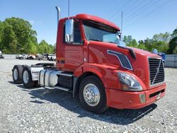 Vehiculos salvage en venta de Copart Mebane, NC: 2017 Volvo VN VNL