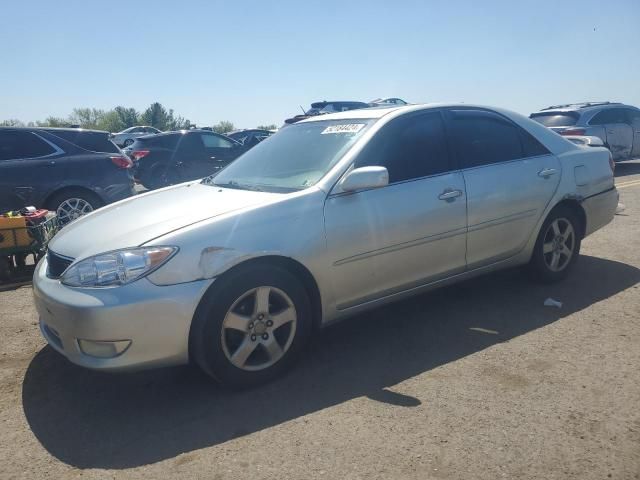 2005 Toyota Camry LE