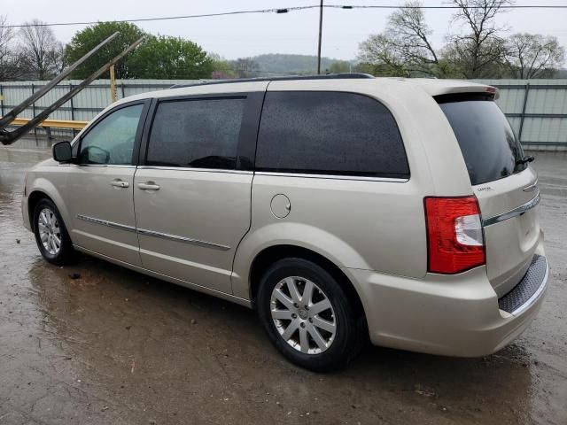 2013 Chrysler Town & Country Touring