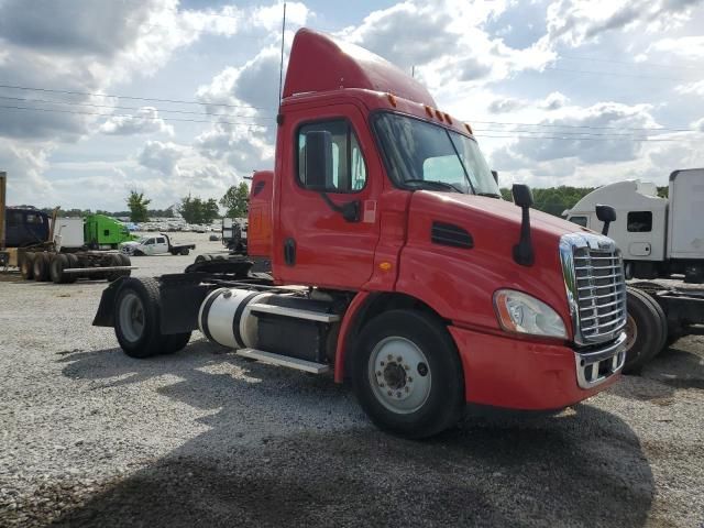 2016 Freightliner Cascadia 113