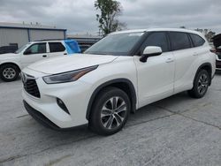 Salvage cars for sale at Tulsa, OK auction: 2021 Toyota Highlander XLE