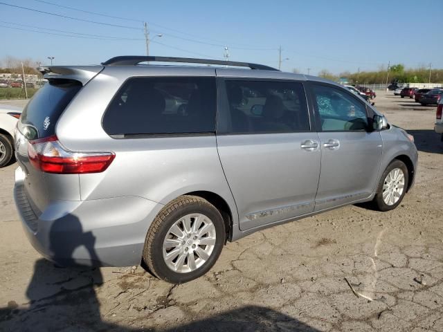 2016 Toyota Sienna LE