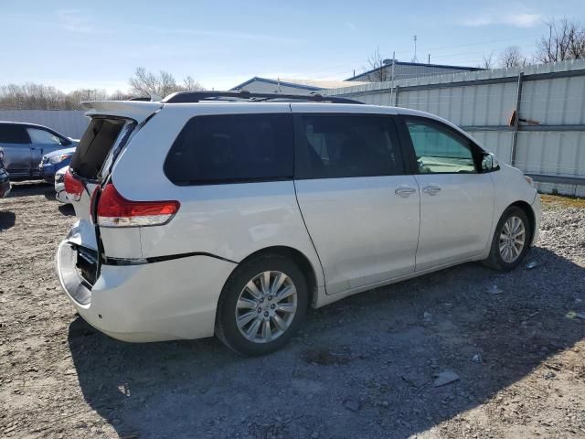 2014 Toyota Sienna XLE