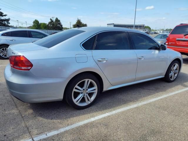 2014 Volkswagen Passat SE