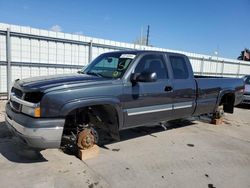 Carros reportados por vandalismo a la venta en subasta: 2004 Chevrolet Silverado K1500