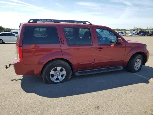 2006 Nissan Pathfinder LE