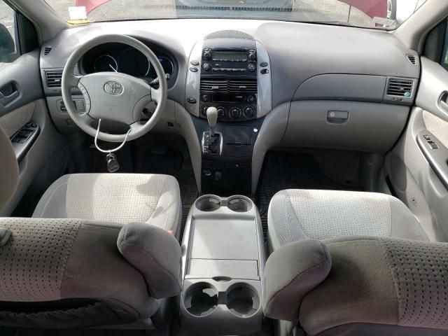 2006 Toyota Sienna CE