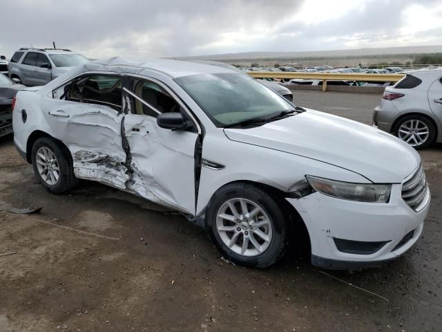 2013 Ford Taurus SE