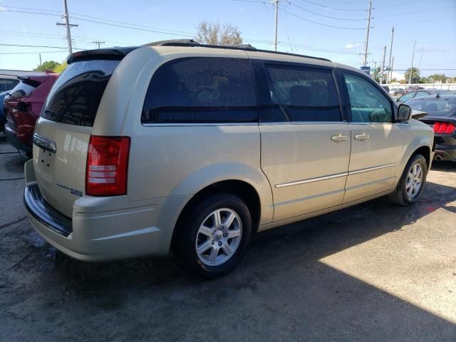 2010 Chrysler Town & Country Touring Plus