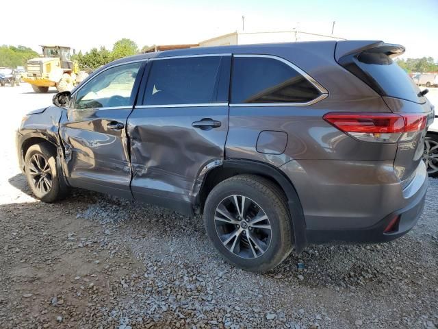 2019 Toyota Highlander LE