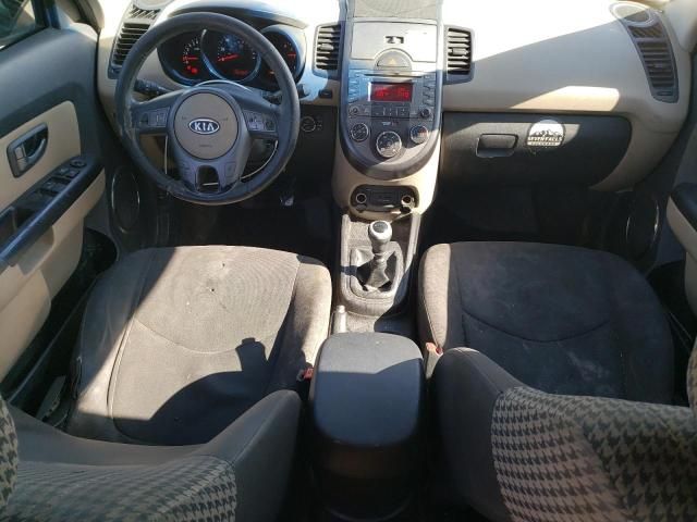 2010 KIA Soul +