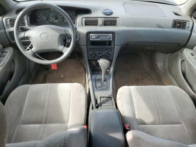 2000 Toyota Camry CE