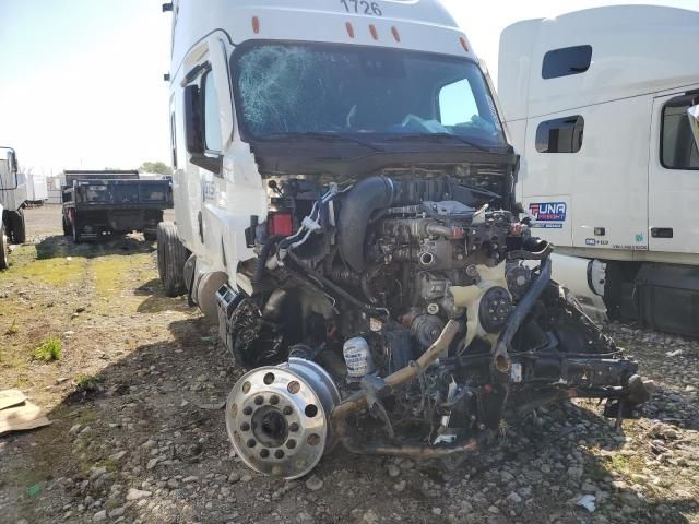 2024 Freightliner Cascadia 126