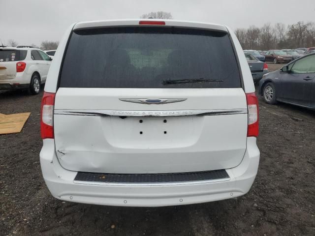 2015 Chrysler Town & Country Touring L