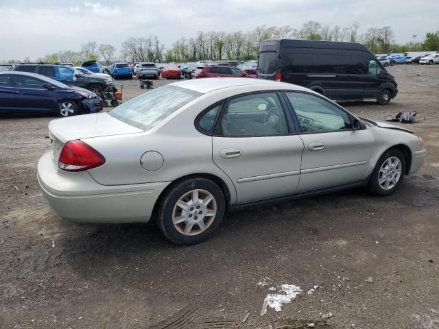 2006 Ford Taurus SE