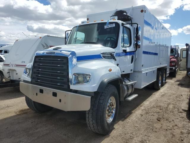 2012 Freightliner 114SD