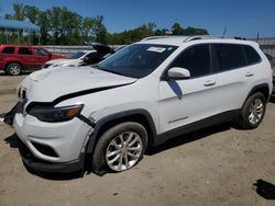 Salvage cars for sale from Copart Spartanburg, SC: 2019 Jeep Cherokee Latitude