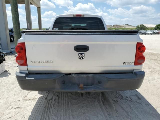 2005 Dodge Dakota Quattro