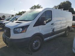 Camiones que se venden hoy en subasta: 2016 Ford Transit T-150