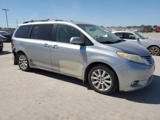 2011 Toyota Sienna XLE