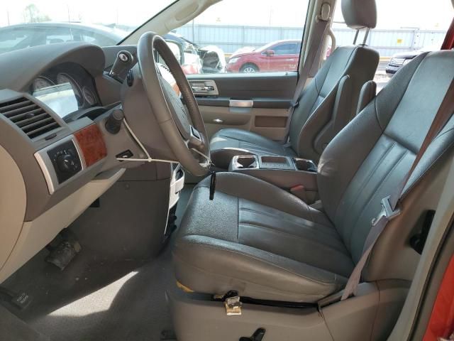 2008 Chrysler Town & Country Touring