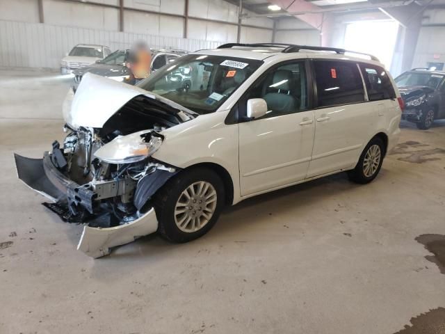 2009 Toyota Sienna XLE