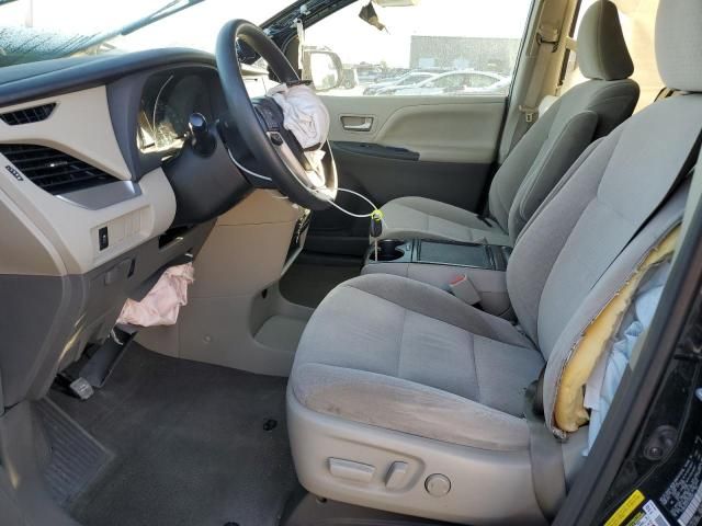 2015 Toyota Sienna LE