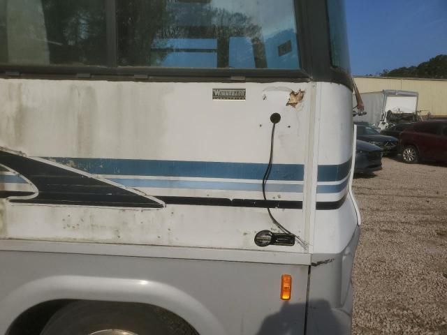 2002 Winnebago 2002 Workhorse Custom Chassis Motorhome Chassis W2