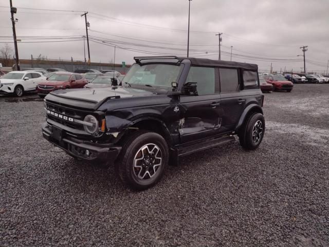 2021 Ford Bronco Base