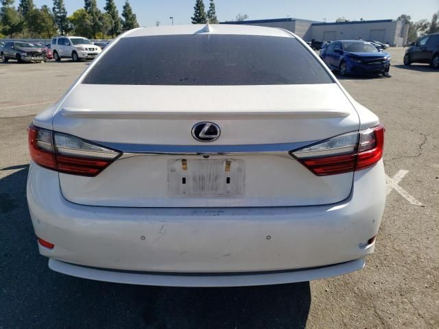 2016 Lexus ES 300H