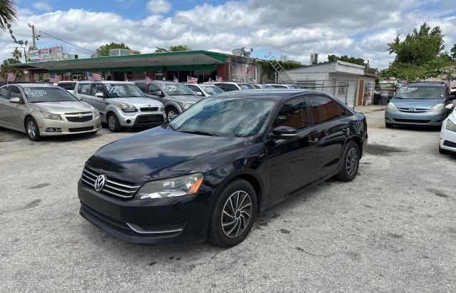 2015 Volkswagen Passat S