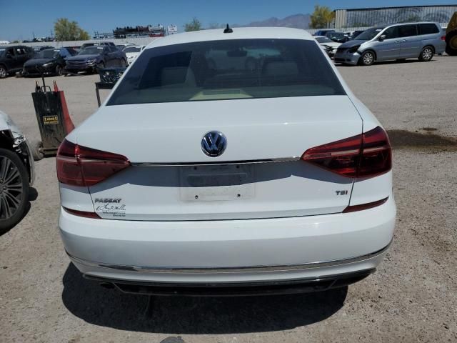 2017 Volkswagen Passat R-Line