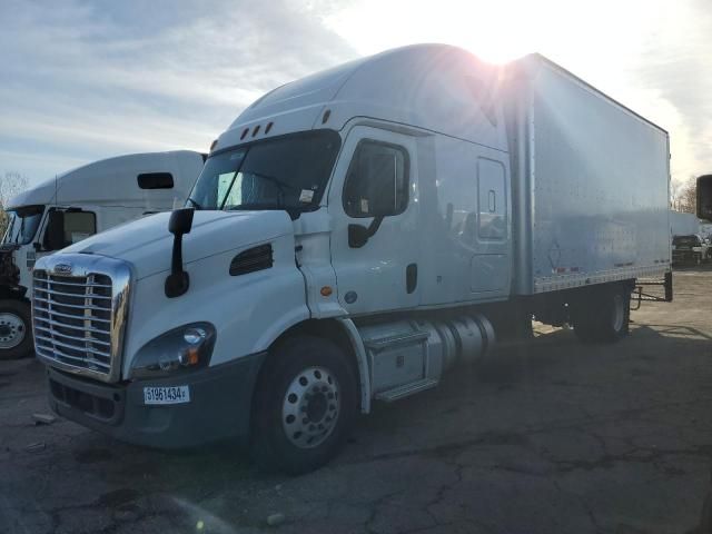 2015 Freightliner Cascadia 113