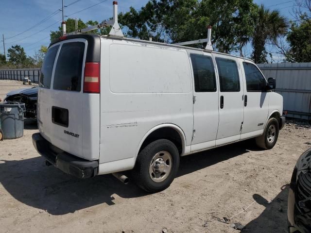 2004 Chevrolet Express G2500