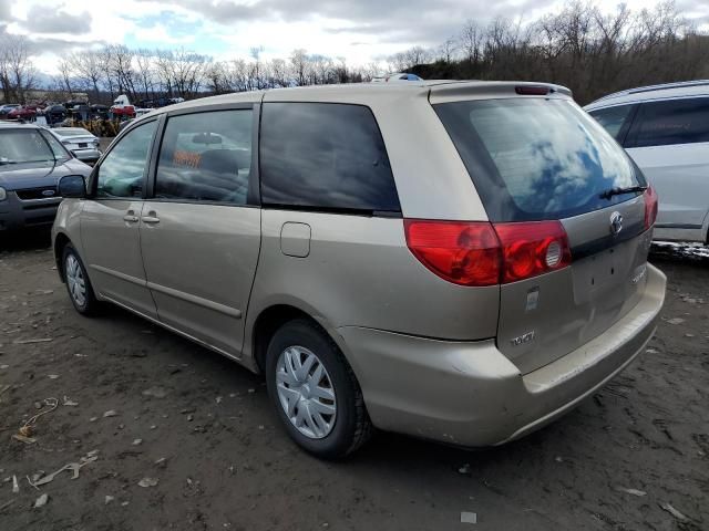 2007 Toyota Sienna CE