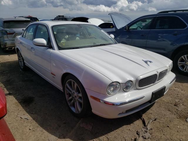 2004 Jaguar XJR S