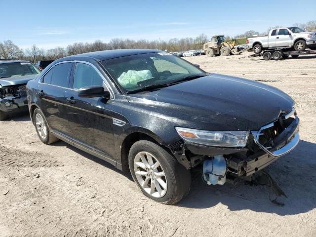 2013 Ford Taurus SE