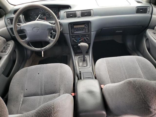 2000 Toyota Camry CE