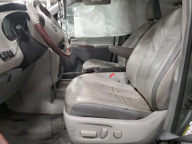 2011 Toyota Sienna XLE