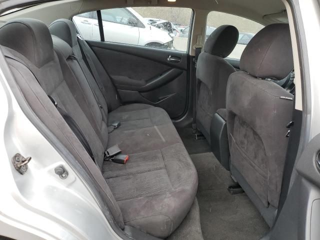 2010 Nissan Altima Base