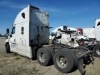 2015 Freightliner Cascadia 125