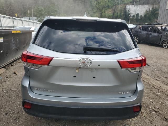 2019 Toyota Highlander SE