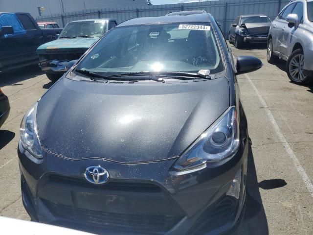 2017 Toyota Prius C