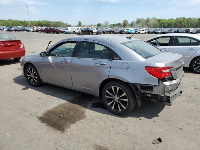 2013 Chrysler 200 Limited