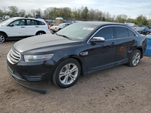 2016 Ford Taurus SEL