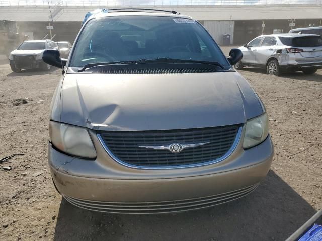 2002 Chrysler Town & Country LX