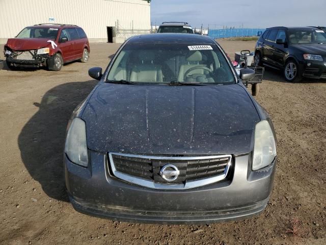 2005 Nissan Maxima SE